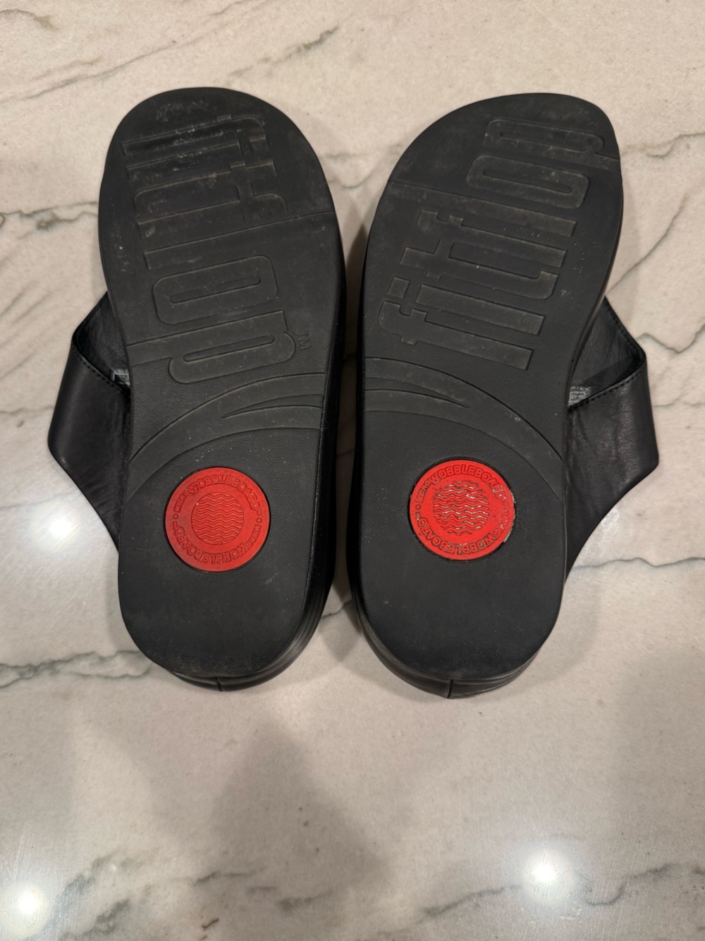 FitFlop Black Leather Thong Sandals US 10 Microwobbleboard Platform FB1-080 - Picture 6 of 16